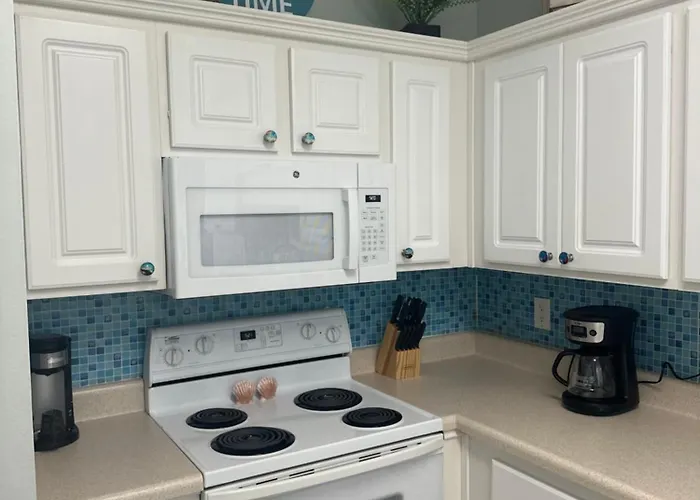 Beautiful Two Bedroom, Two Bathroom First Floor In Gulf Shores! 3* Gulf Shores